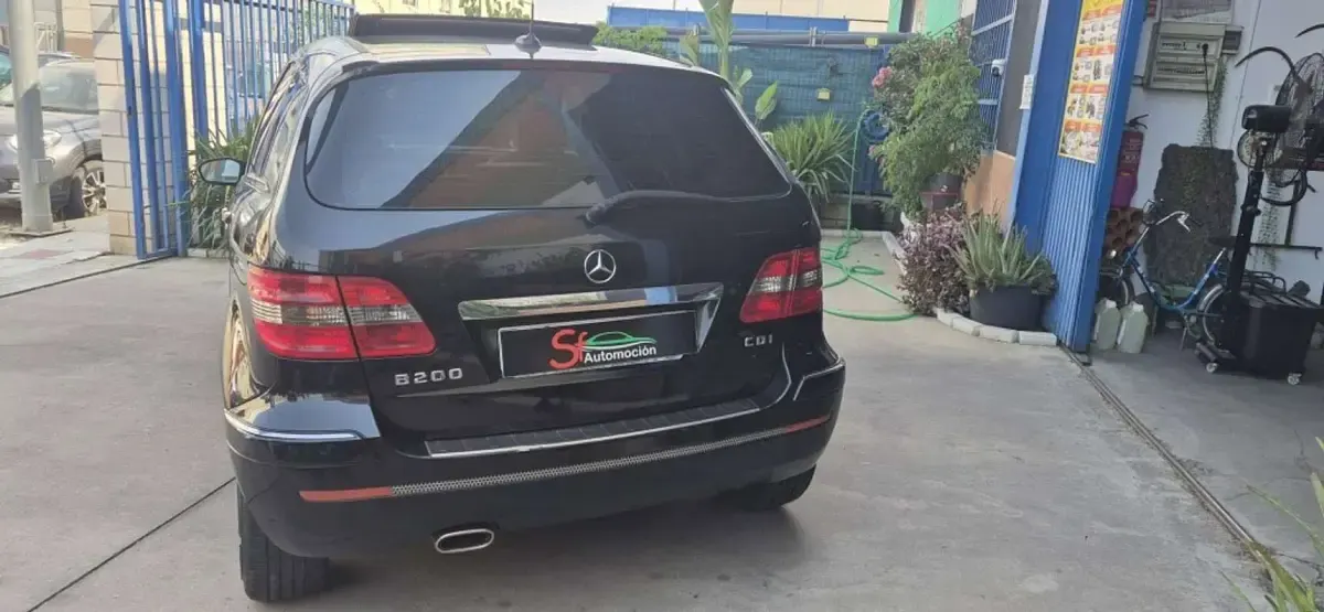 Usado Mercedes B200 139 CV (102 kW) 2006 Gris Monovolumen