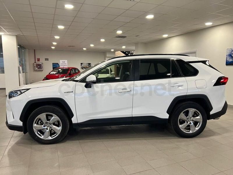 Usado Toyota RAV4 Hybrid Advance 218 CV (160 kW) 2021 Blanco SUV
