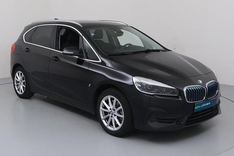 Usado BMW 225 Active Tourer iPerformance 224 CV (164 kW) 2018 Monovolumen