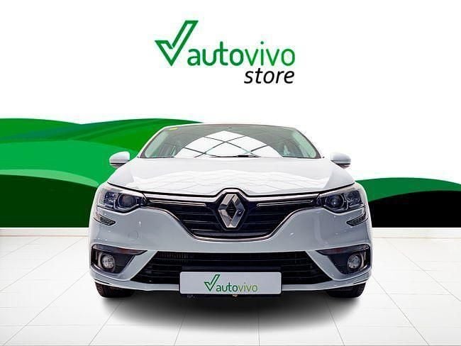 Usado Renault Mégane IV Business 116 CV (85 kW) 2019 Blanco Berlina