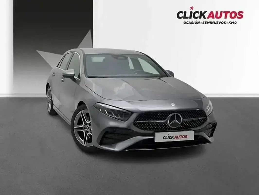 Usado Mercedes A200 AMG line 163 CV (119 kW) 2024 Gris Berlina