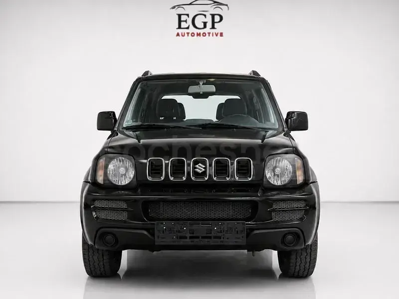 Usado Suzuki Jimny 85 CV (62 kW) 2010 Negro SUV