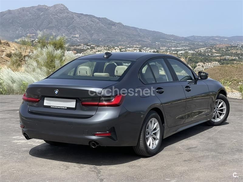 Usado BMW 318 150 CV (110 kW) 2019 Gris / plata Berlina