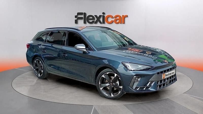 Usado Cupra Leon 150 CV (110 kW) 2025 Gris Familiar