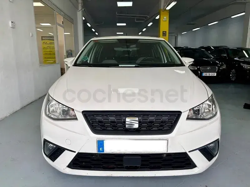Begagnad Seat Ibiza FR 110 HK (80 kW) 2021 Vit Halvkombi