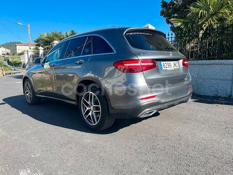 Usado Mercedes GLC220 AMG line 170 CV (125 kW) 2016 Gris / plata SUV
