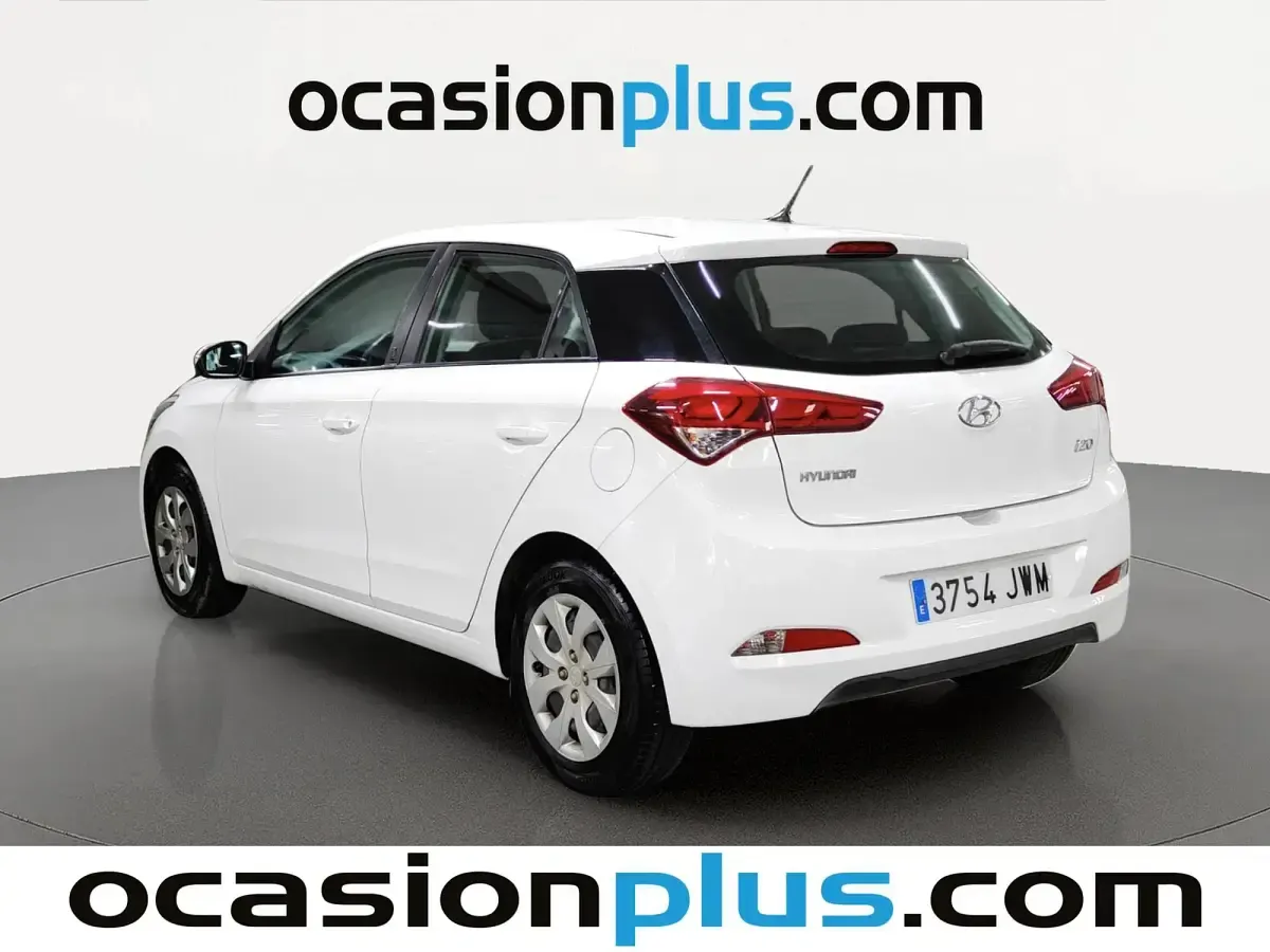 Usado Hyundai i20 84 CV (61 kW) 2017 Blanco Utilitario