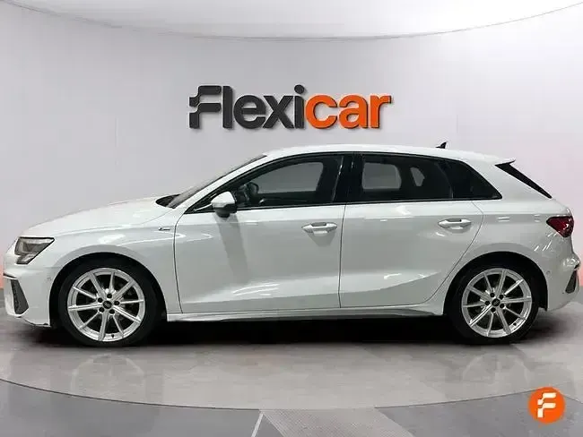 Usado Audi A3 116 CV (85 kW) 2023 Blanco Berlina