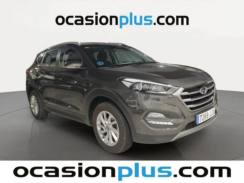 Usado Hyundai Tucson 115 CV (84 kW) 2015 Gris SUV