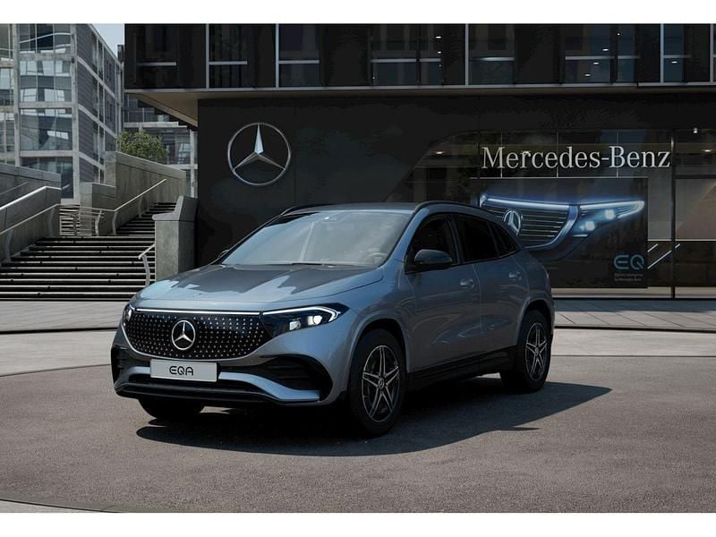 Plateado Usado 2025 Mercedes EQA250+ SUV | 41.900 € (Buen precio) - Imagen 1/4
