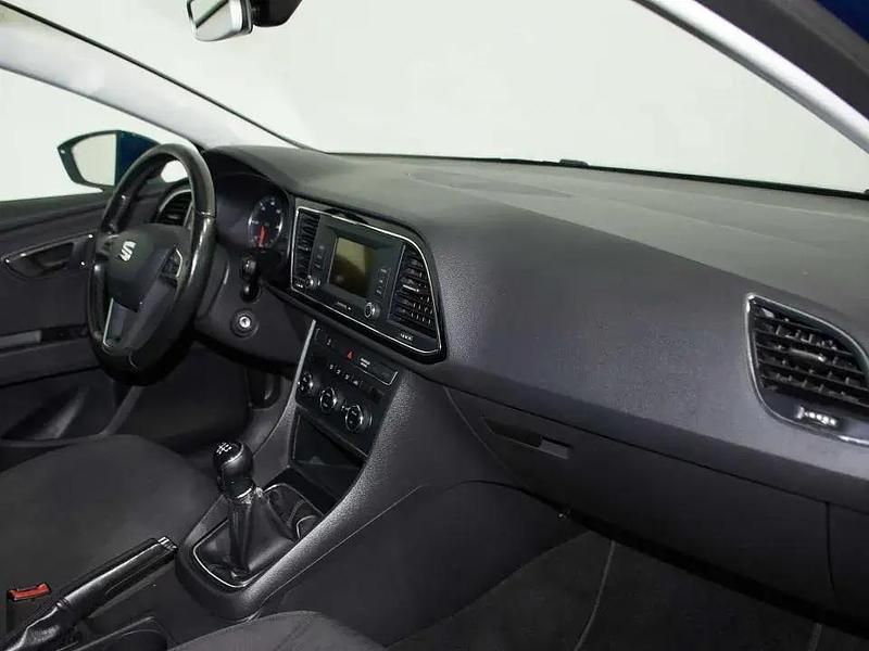 Usado Seat Leon Ecomotive 110 HP (80 kW) 2016 Azul Carrinha