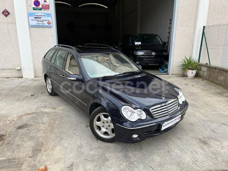 Usado Mercedes C280 Elegance 231 CV (169 kW) 2006 Azul Familiar