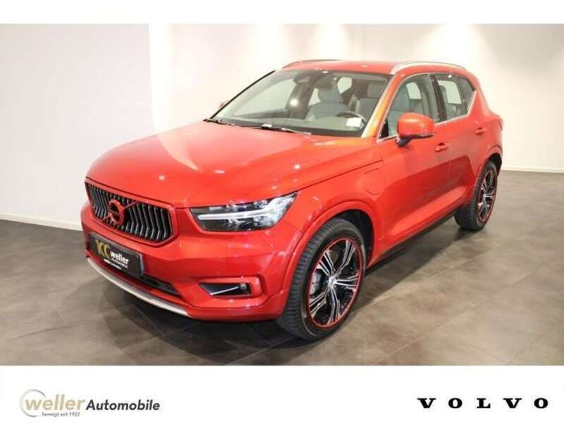 Rojo Usado 2020 Volvo XC40 R-Design SUV | 33.400 € (Caro) - Imagen 1/4