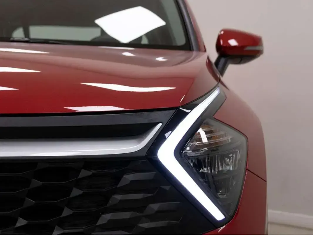 Usado Kia Sportage 152 CV (111 kW) 2022 Rojo SUV
