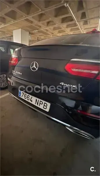 Usado Mercedes GLC220 170 CV (125 kW) 2018 Negro SUV