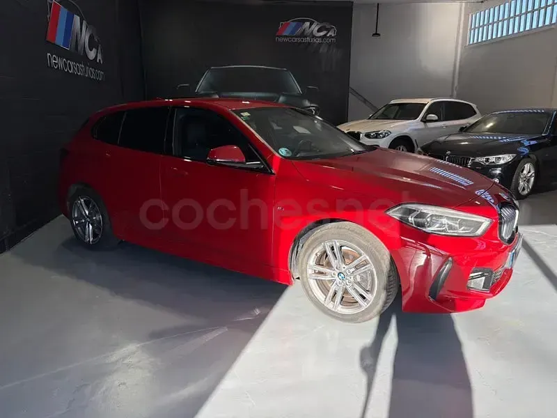 Usado BMW 116 M Sport 116 CV (85 kW) 2020 Rojo Utilitario