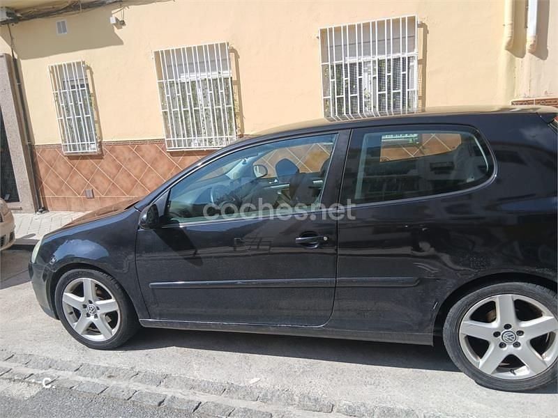 Usado VW Golf IV Sportline 115 CV (84 kW) 2004 Negro Berlina