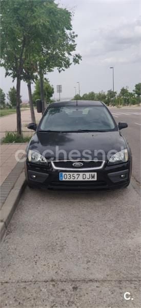 Negro Usado 2005 Ford Focus Sport Berlina | 1550 € (Super precio) - Imagen 1/4