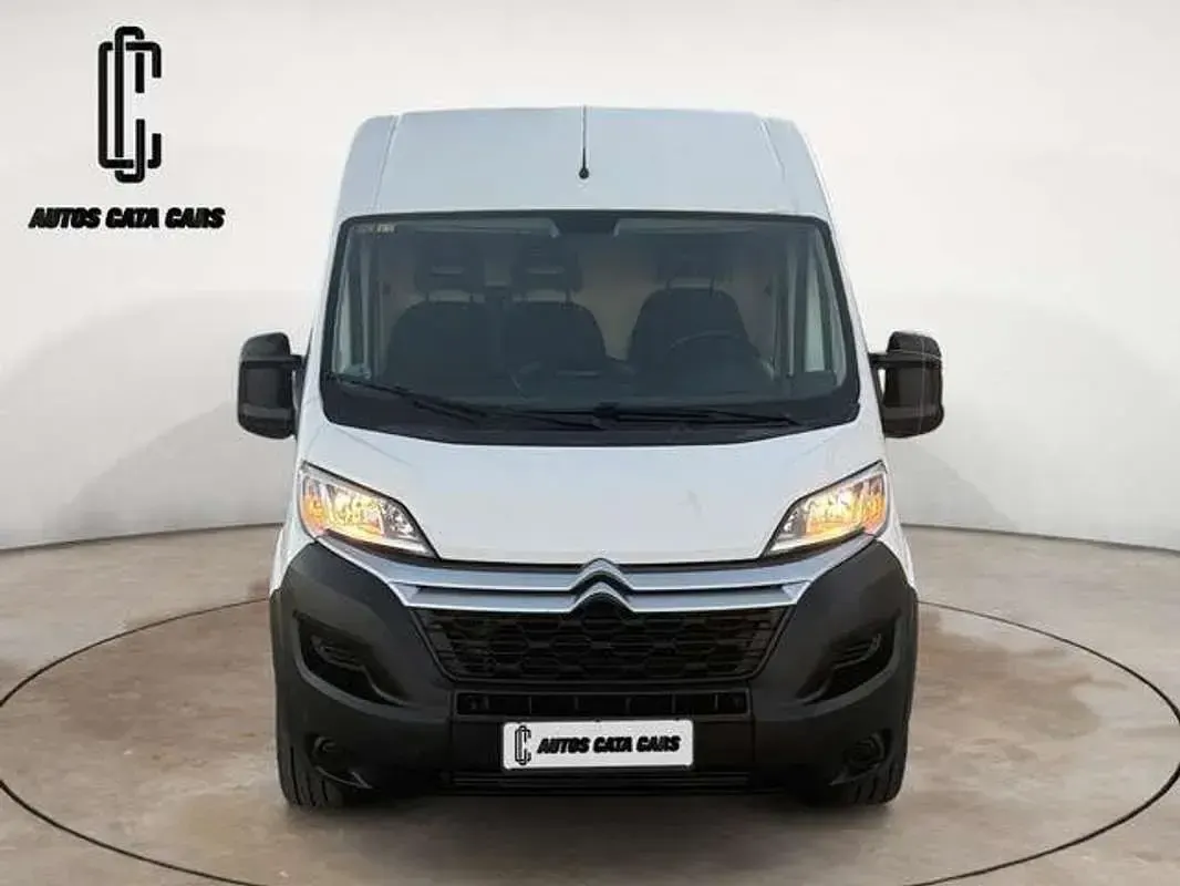 Usado Citroën Jumper 120 CV (88 kW) 2020 Blanco Monovolumen