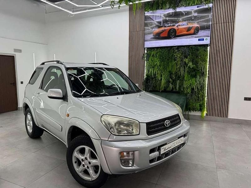 Usado Toyota RAV4 Sol 150 CV (110 kW) 2002 Gris SUV