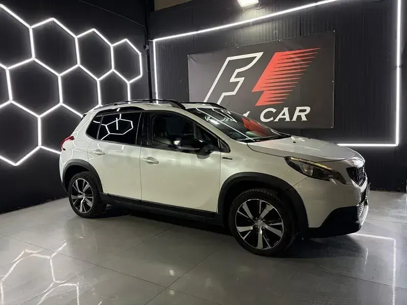 Usado Peugeot 2008 GT-line 110 CV (80 kW) 2016 Blanco SUV