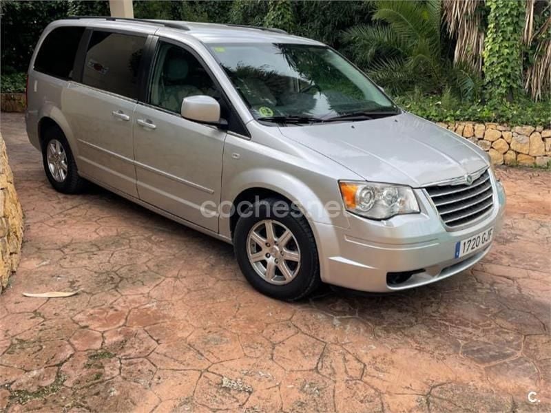 Gris / plata Usado 2008 Chrysler Grand Voyager Limited Monovolumen | 6200 € (Precio justo) - Imagen 1/4