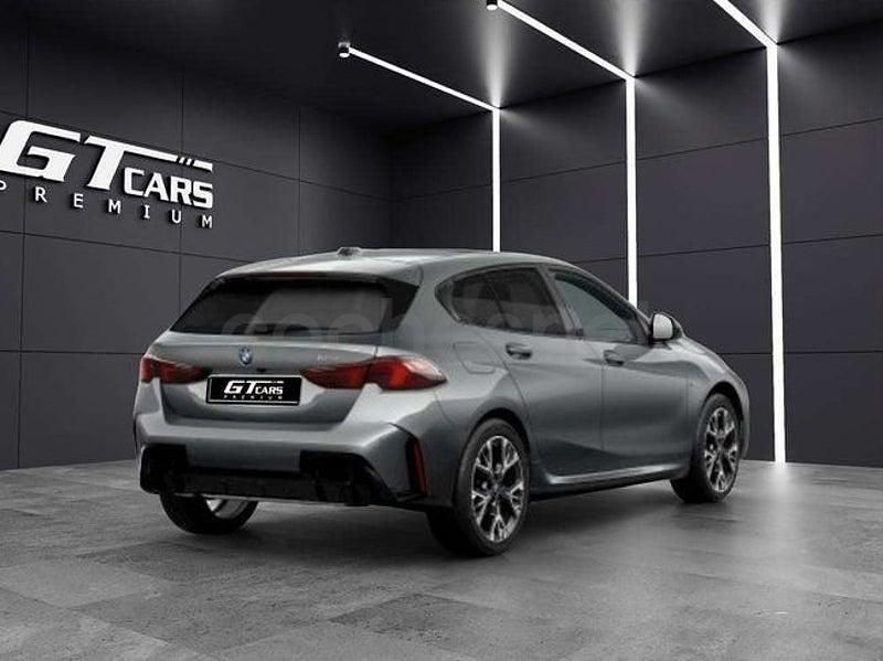Usado BMW 118 150 CV (110 kW) 2025 Gris / plata Utilitario