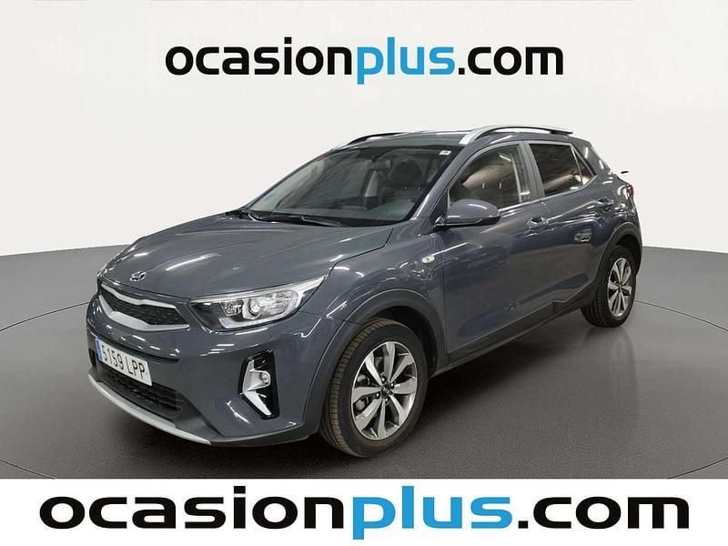 Usado Kia Stonic 84 CV (61 kW) 2021 Gris SUV