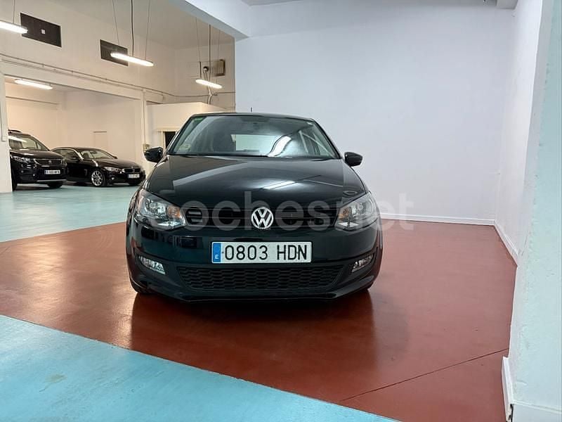 Negro Usado 2011 VW Polo Advance Berlina | 7999 € (Precio justo) - Imagen 1/4