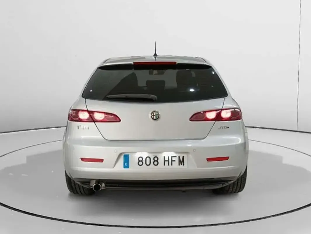 Usado Alfa Romeo 159 136 CV (100 kW) 2011 Gris Familiar