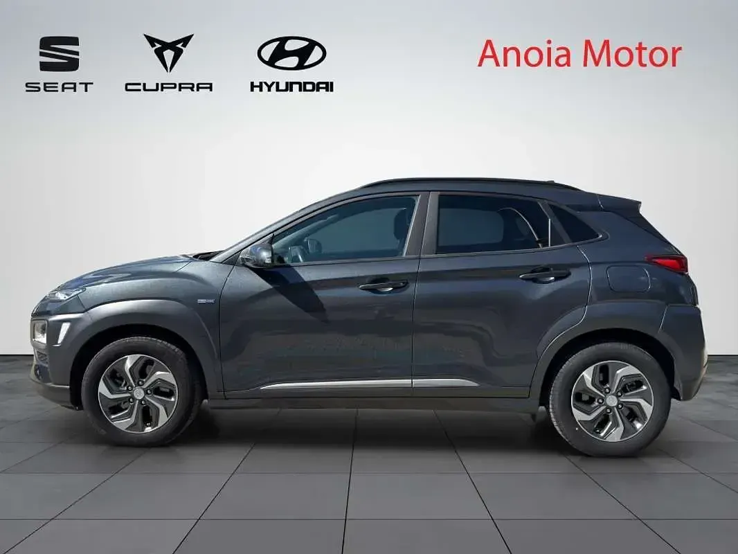 Usado Hyundai Kona 141 CV (103 kW) 2020 Gris SUV