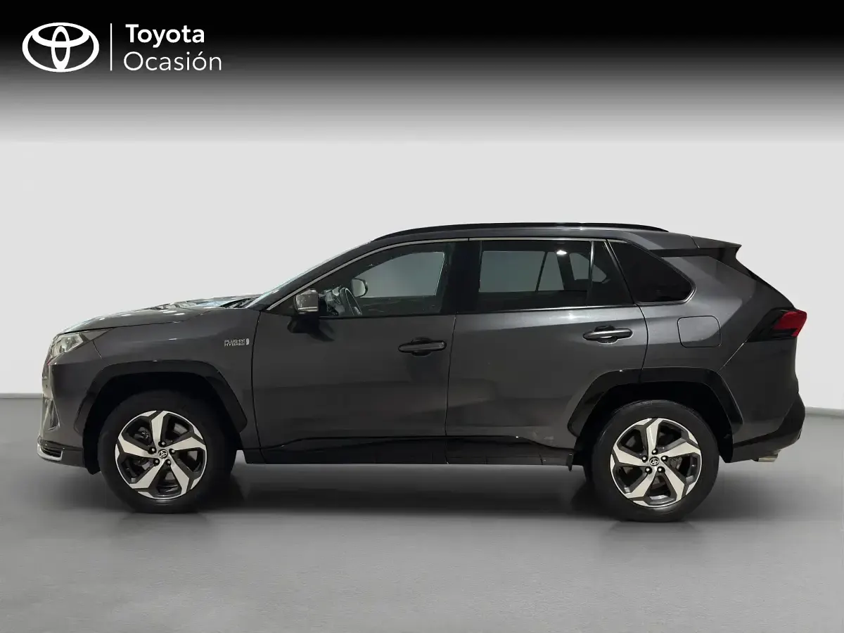Käytetty Toyota RAV4 Advance 306 HP (225 kW) 2021 Harmaa Katumaasturi
