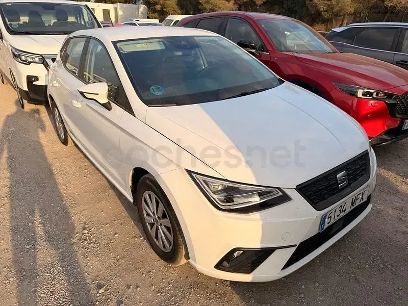 Usado Seat Ibiza Style 90 CV (66 kW) 2023 Blanco Utilitario