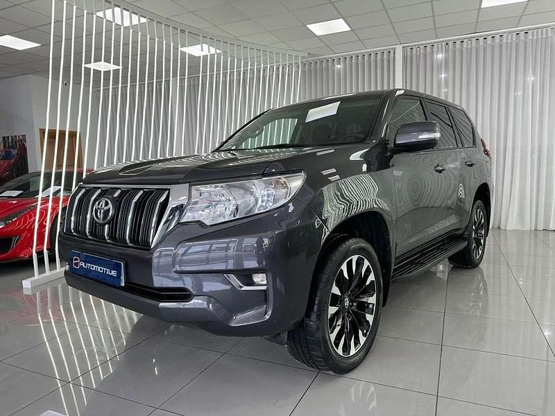 Gris Usado 2023 Toyota Land Cruiser SUV | 57.990 € (Super precio) - Imagen 1/4