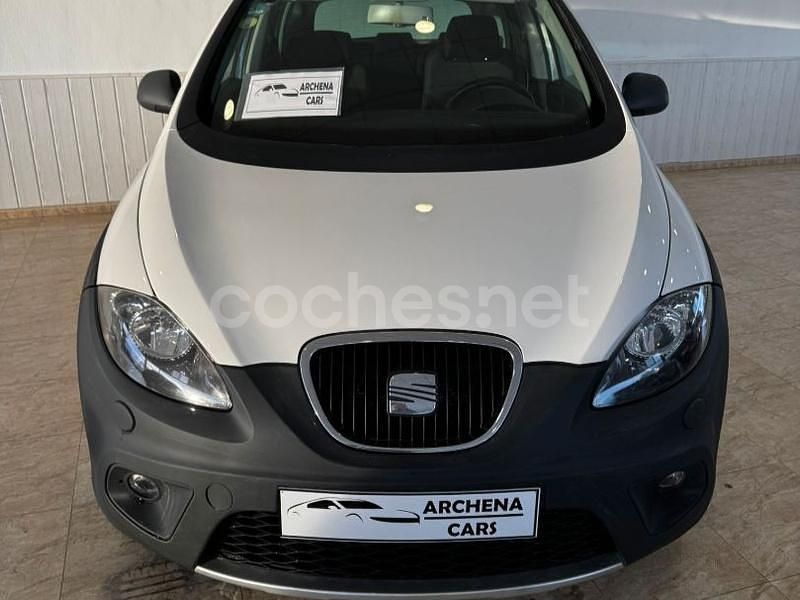 Usado Seat Altea XL Style 140 CV (102 kW) 2012 Blanco Monovolumen
