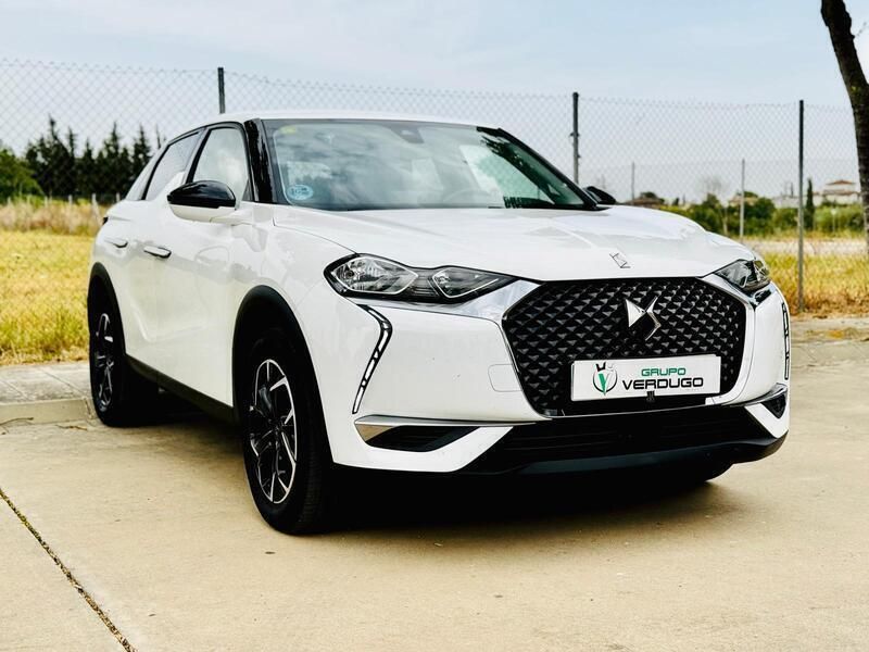 Blanco Usado 2020 DS Automobiles DS3 Crossback Be Chic SUV | 16.900 € (Un poco caro) - Imagen 1/4