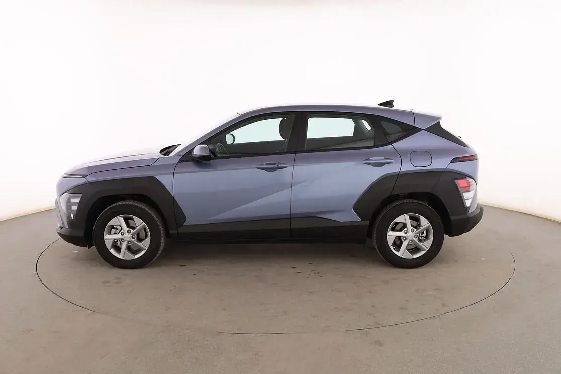 Usado Hyundai Kona 141 CV (103 kW) 2024 Gris SUV