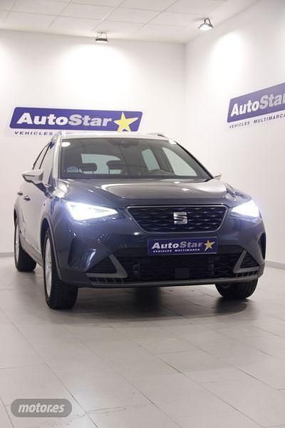 Negro Usado 2023 Seat Arona FR SUV | 22.300 € (Un poco caro) - Imagen 1/4
