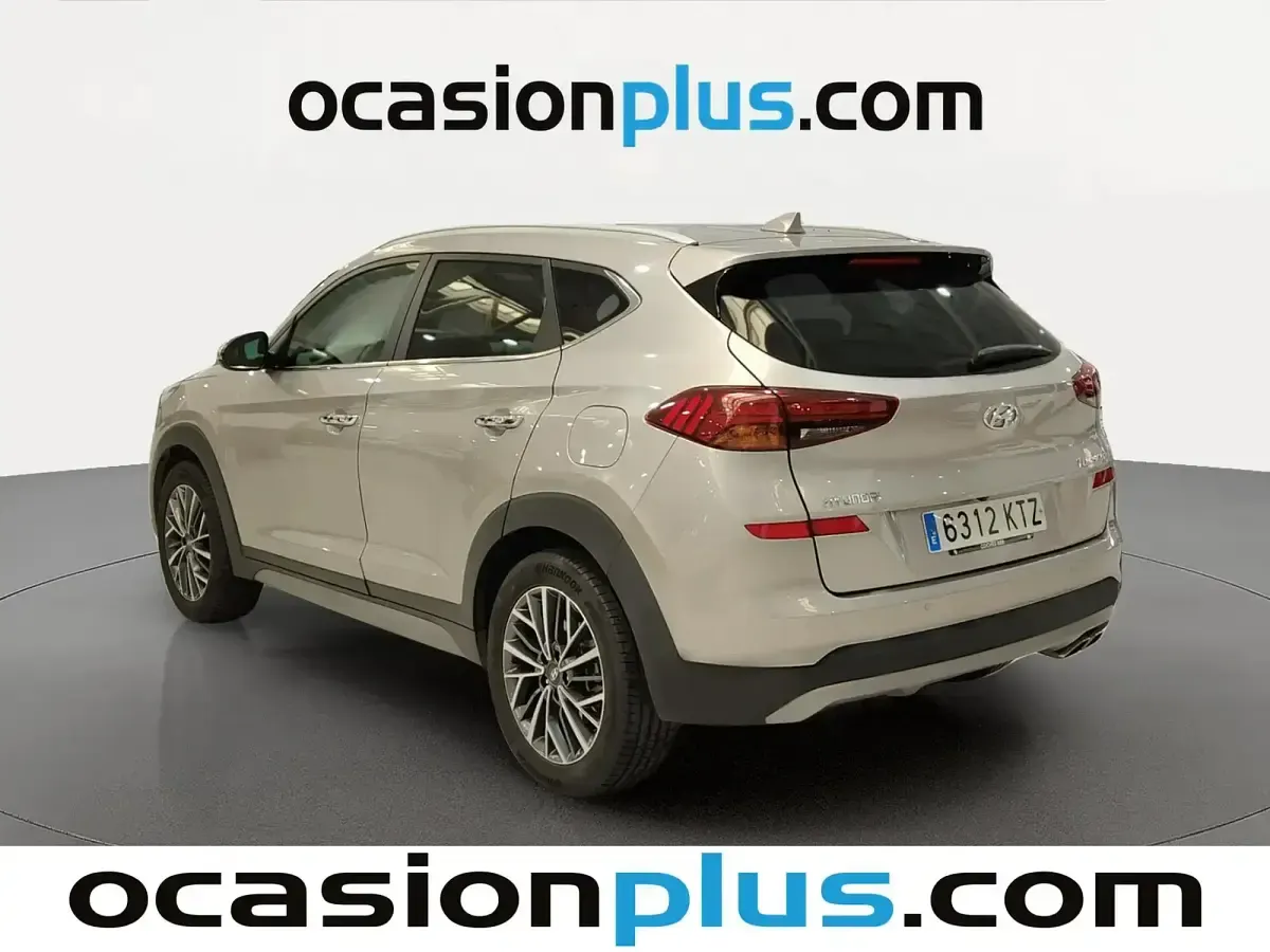Usado Hyundai Tucson 177 CV (130 kW) 2019 Gris SUV
