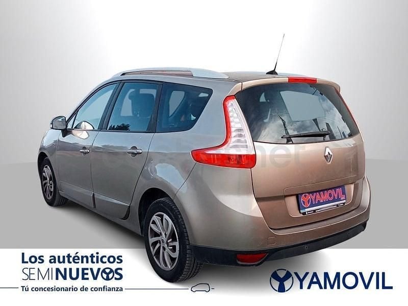 Usado Renault Grand Scénic III LIMITED 130 CV (95 kW) 2014 Beige Monovolumen