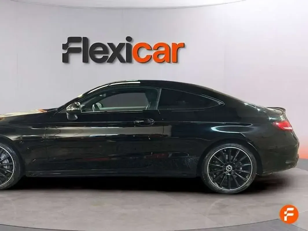 Usado Mercedes C200 184 CV (135 kW) 2022 Negro Coupe