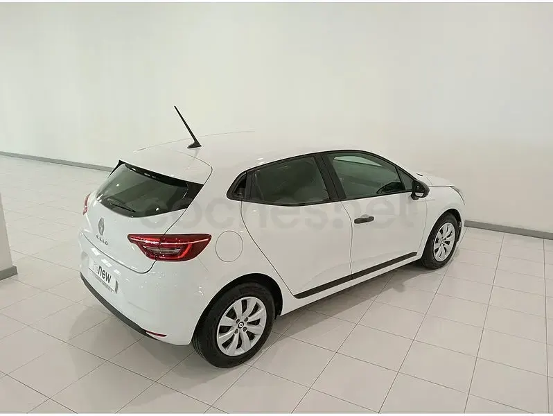 Usado Renault Clio V SE 65 CV (47 kW) 2023 Blanco Berlina