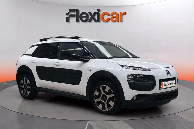 Blanco Usado 2017 Citroën C4 Cactus Feel Utilitario | 8890 € (Precio justo) - Imagen 1/4