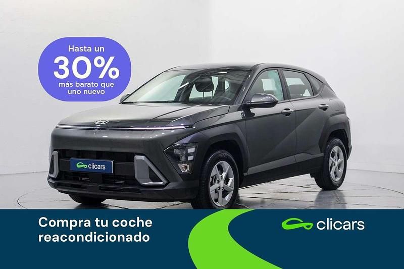 Usado Hyundai Kona 101 CV (74 kW) 2025 Gris SUV