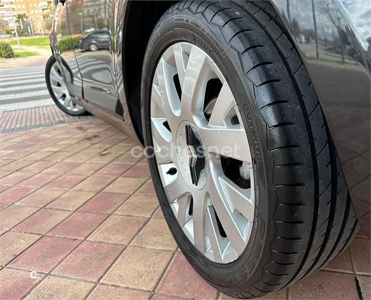 Usado Citroën C4 110 CV (80 kW) 2006 Negro Berlina