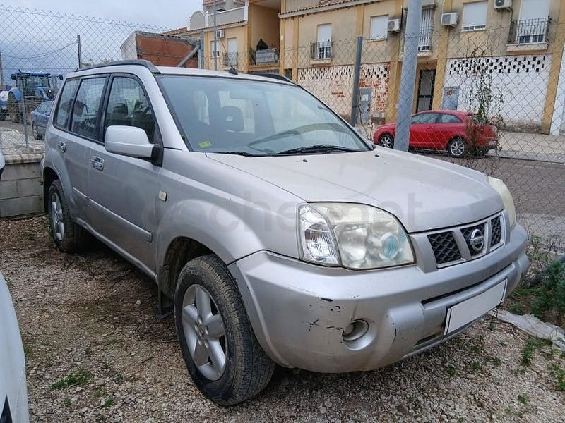 Usado Nissan X-Trail 136 CV (100 kW) 2006 Gris / plata SUV