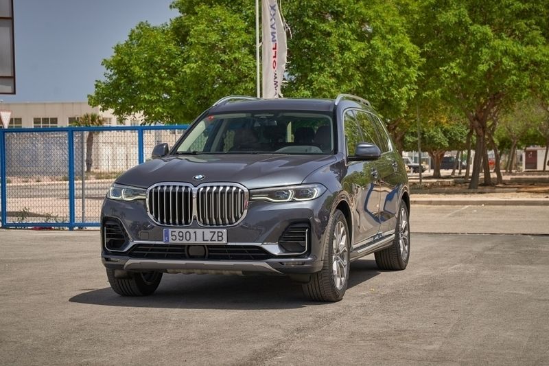 Używany BMW X7 265 KM (194 kW) 2020 Niebieski SUV