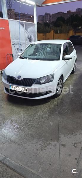 Blanco Usado 2015 Skoda Fabia Ambition Berlina | 7000 € (Super precio) - Imagen 1/4