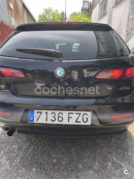 Usado Alfa Romeo 159 150 CV (110 kW) 2008 Negro Familiar