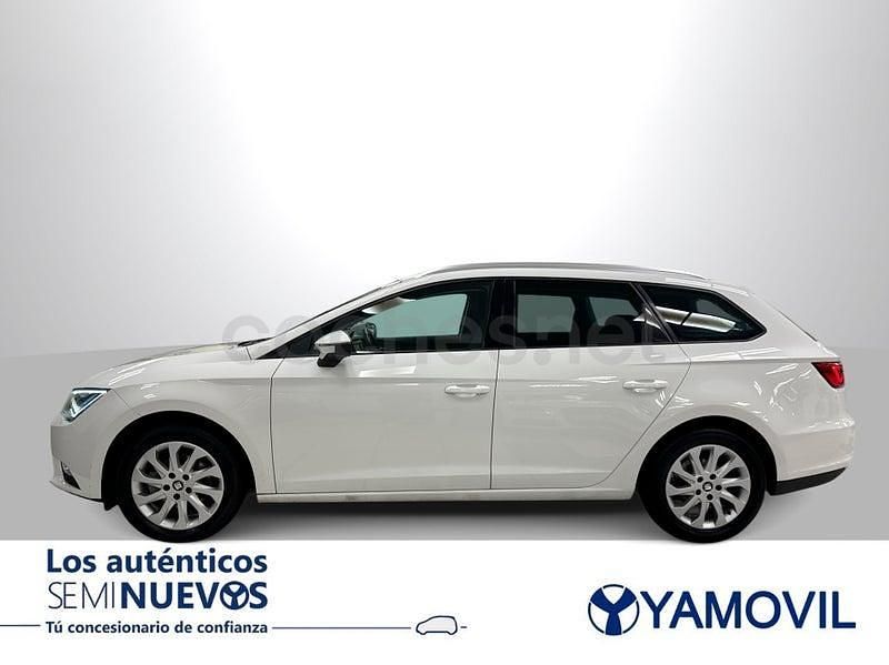 Usado Seat Leon Style 105 CV (77 kW) 2015 Blanco Familiar